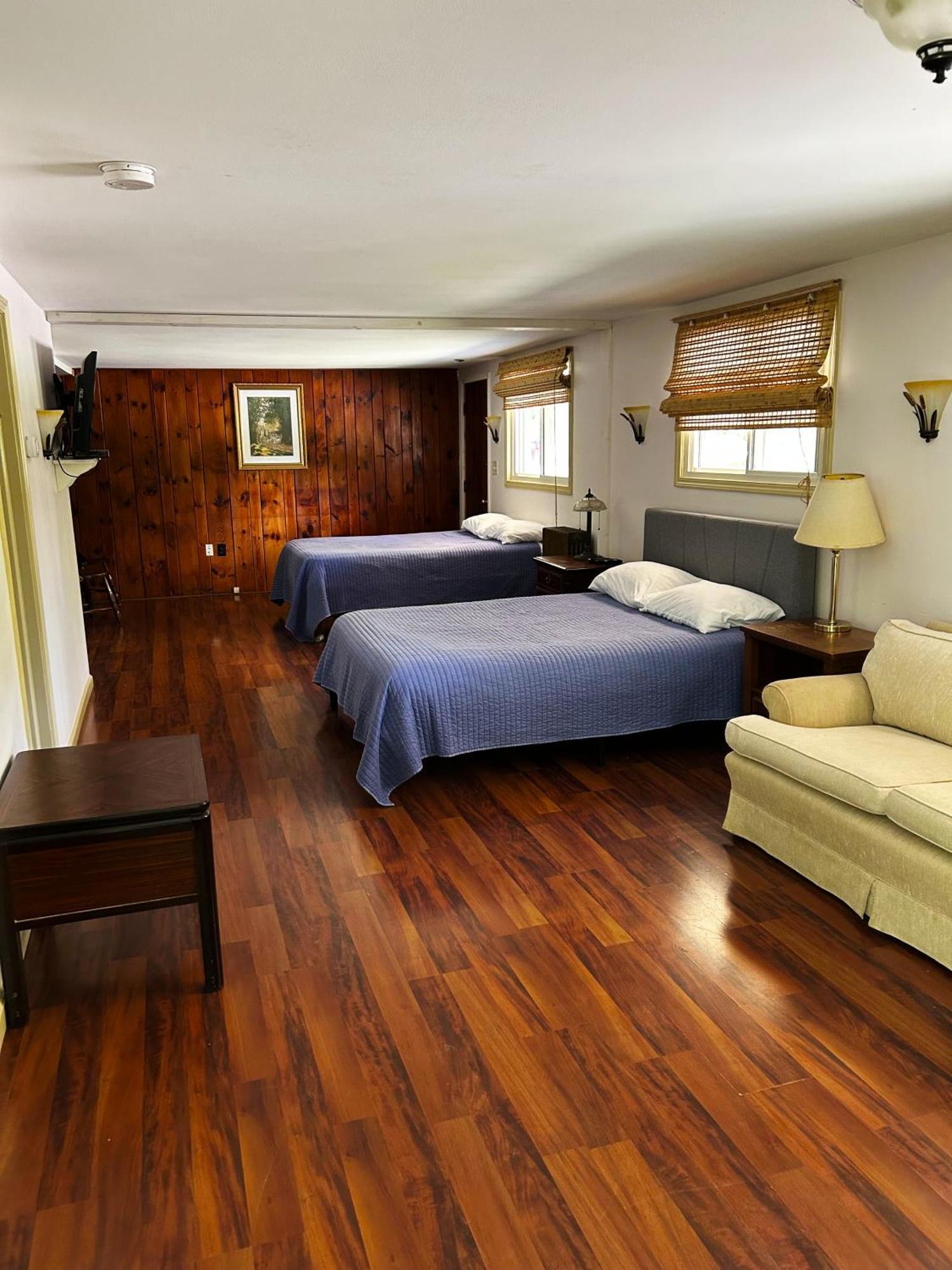 The Reserve On Church Apartment *